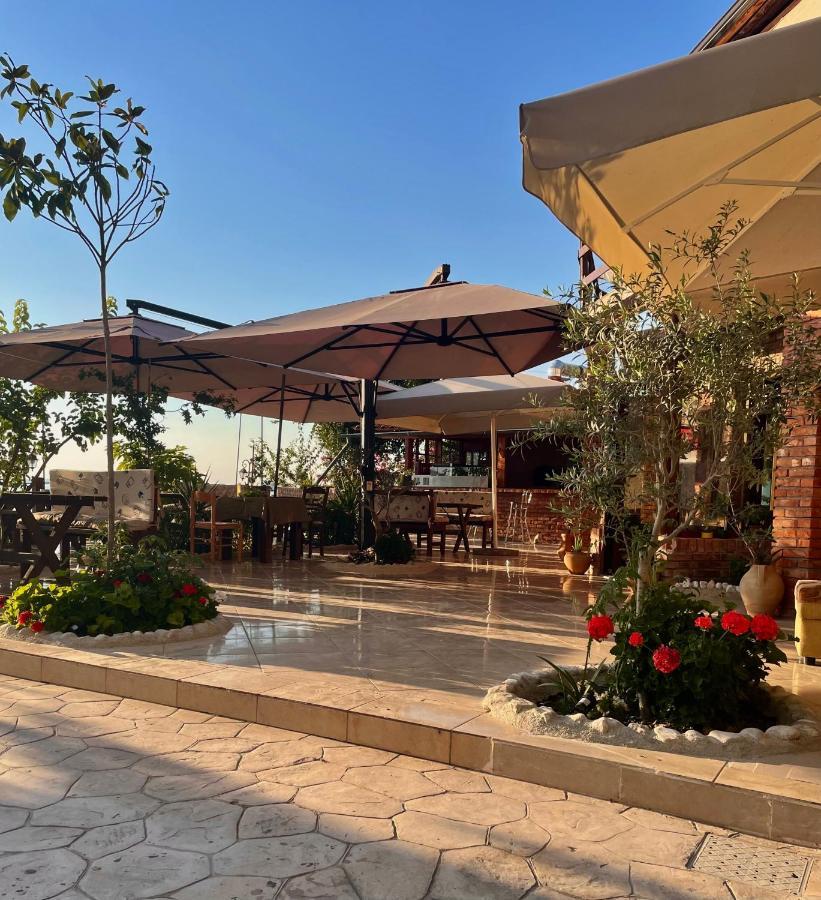 Tekada Hotel & Restaurant Vlore Exterior photo
